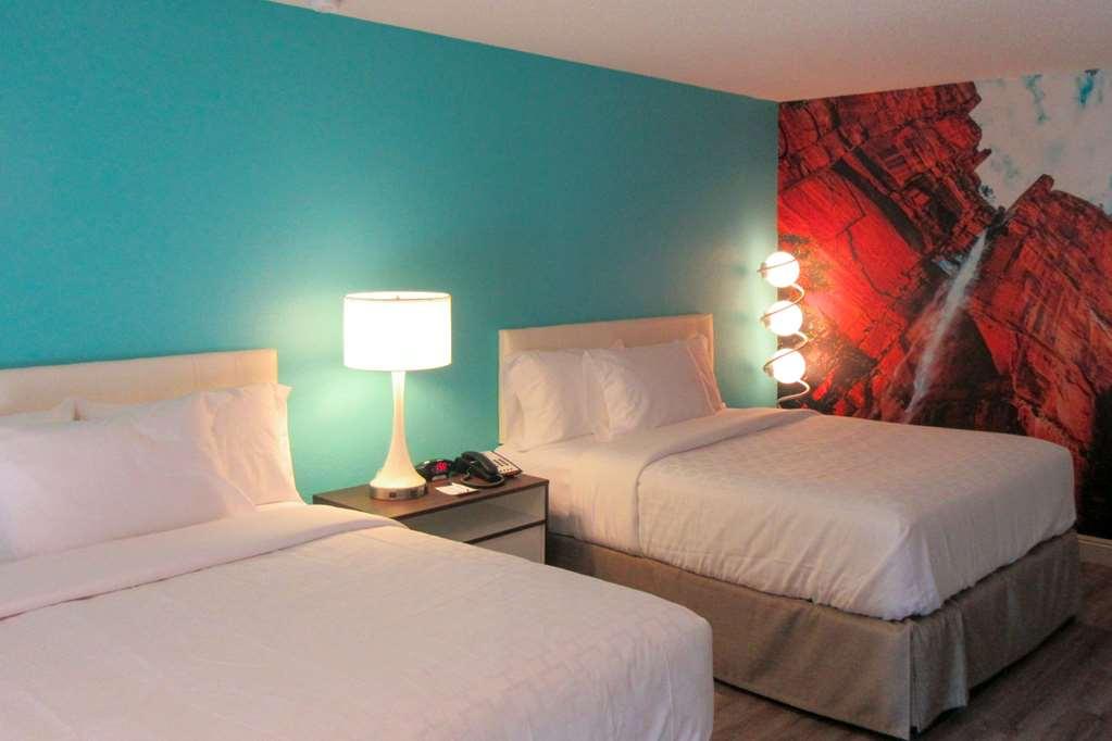 Clarion Pointe Fresno Near Yosemite Quarto foto
