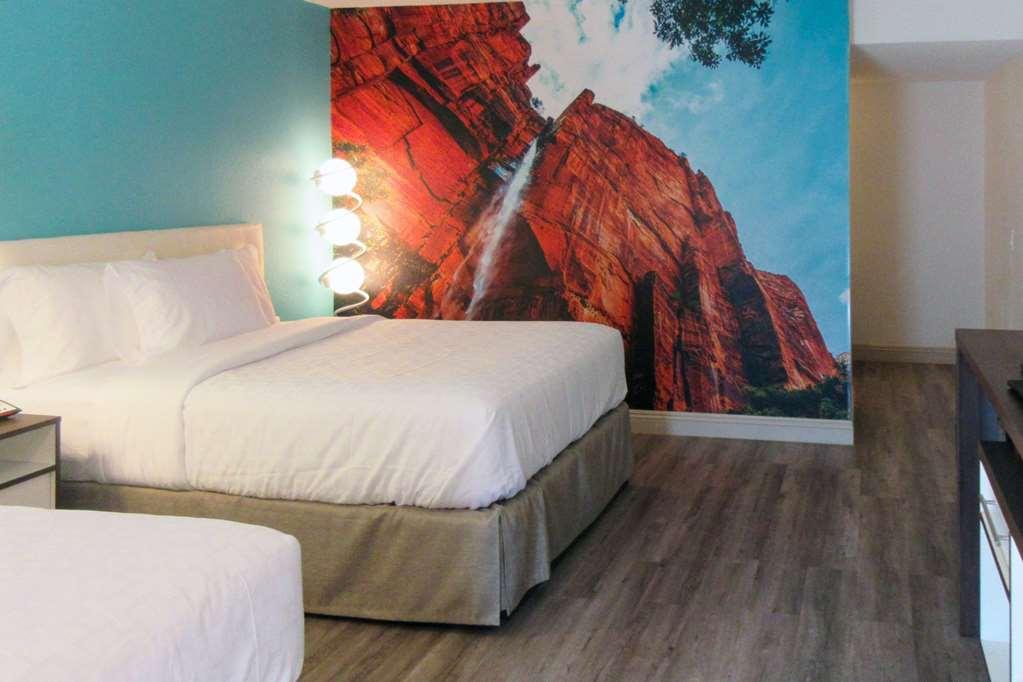 Clarion Pointe Fresno Near Yosemite Quarto foto