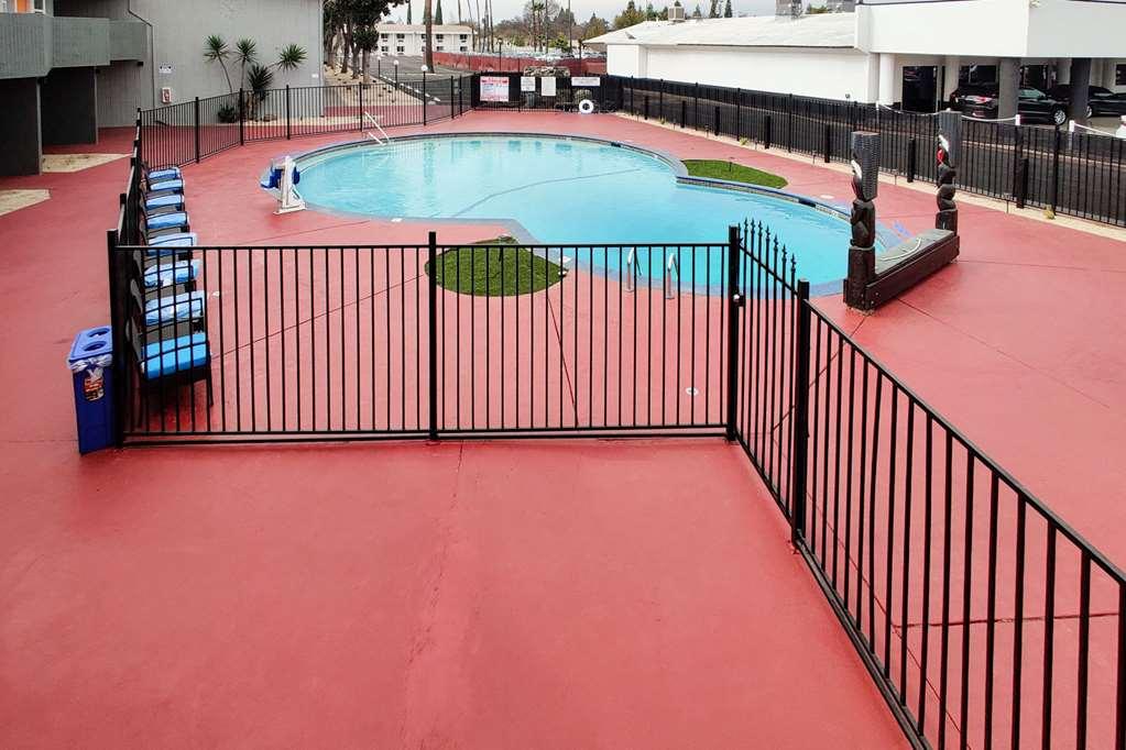 Clarion Pointe Fresno Near Yosemite Facilidades foto