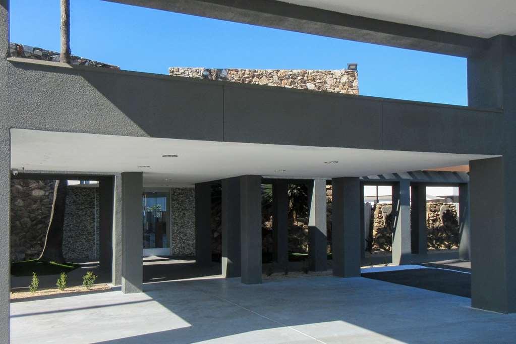 Clarion Pointe Fresno Near Yosemite Exterior foto