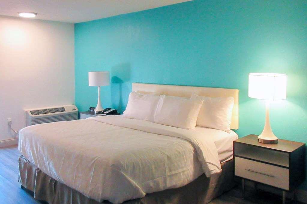 Clarion Pointe Fresno Near Yosemite Quarto foto